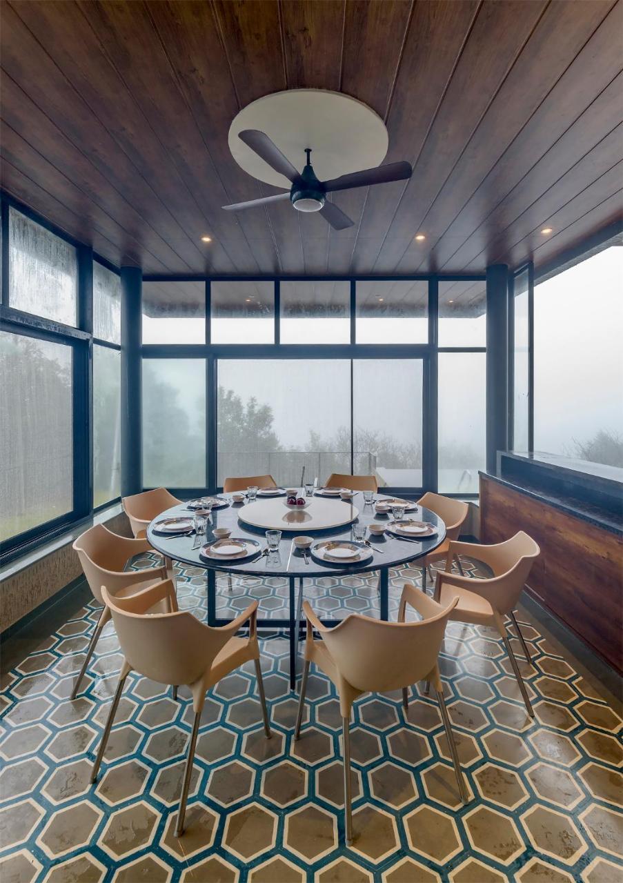 Saffronstays Falcon Hill, Lonavala - Luxury Villa With Infinity Pool Near Lion'S Point Exterior foto